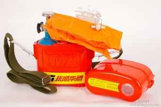 ú���Ծ���ʹ��ע��